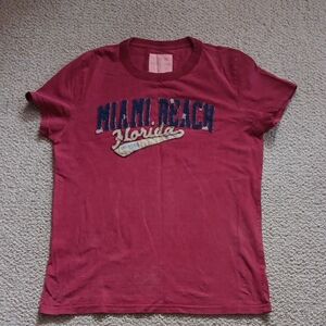 Mens Miami Beach Florida Dark Red T-shirt - Size S